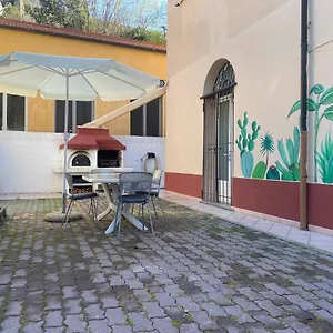 Casa 102 , Finale Ligure Italia